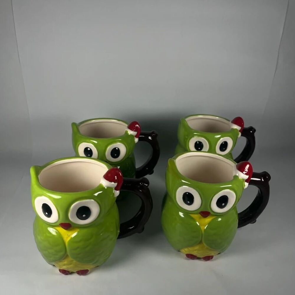 Belk Home Accents Christmas Big Eyed Owl Coffee Mug set of 4